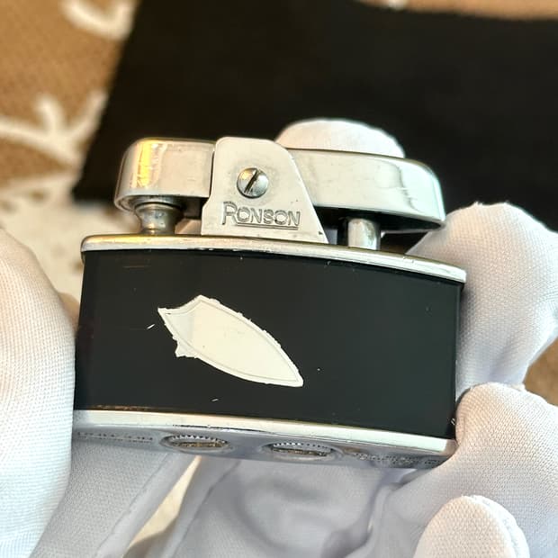 Ronson® "milady" lighter / 1950s ~ 1970s