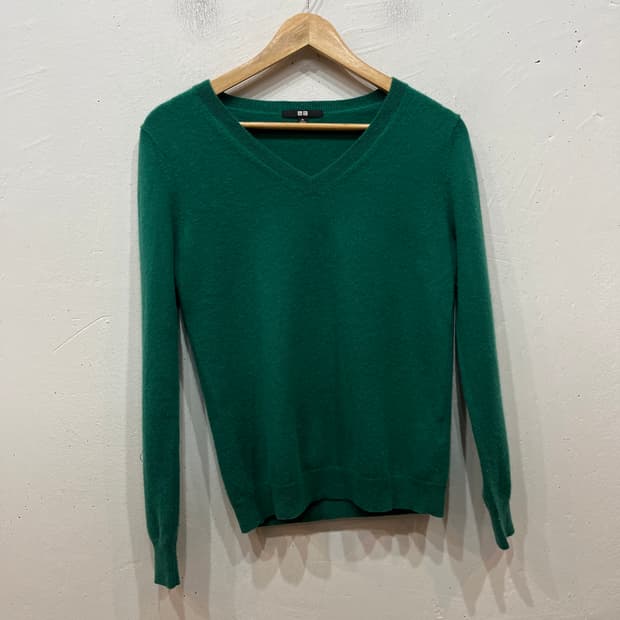 유니클로 여성 캐시미어100% 니트