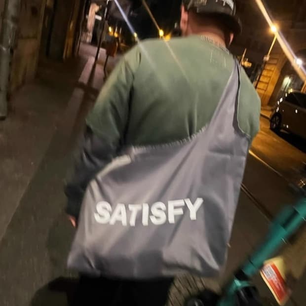 파프 새티스파이 쇼퍼백 새상품