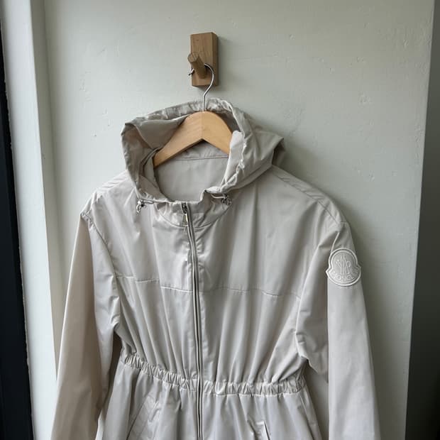 16237 - 몽클레어 우먼 알피크 바람막이 자켓