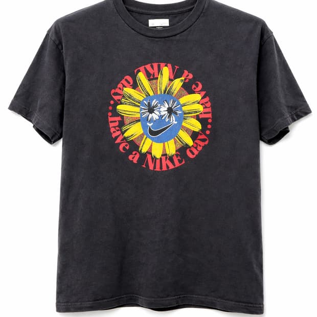 나이키 그래픽 반팔티 L