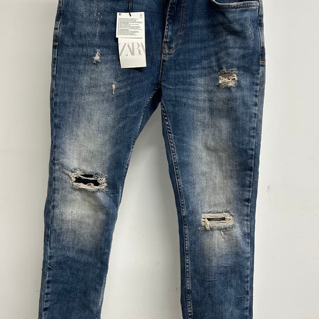 ZARA 데미지 진 42