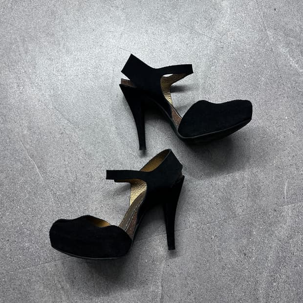 Pedro Garcia 스웨이드 스트랩 오픈 힐