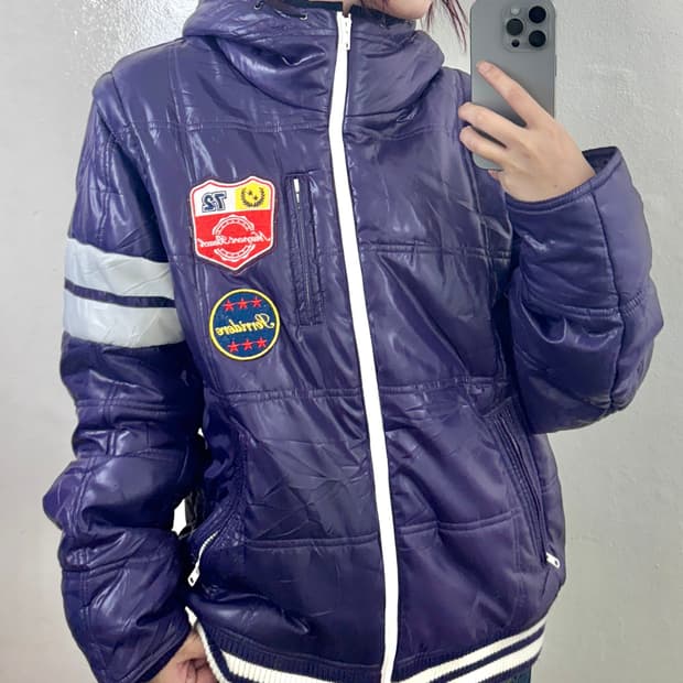 키치 지퍼 디테일 패딩