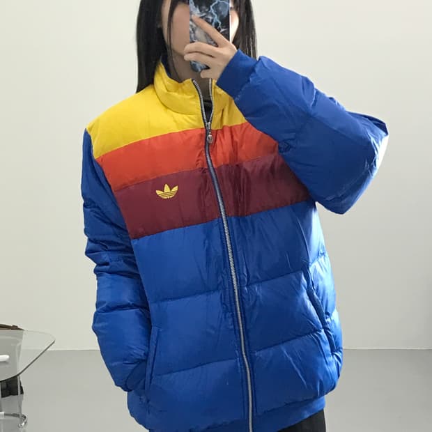 아디다스 컬러블록 오리털 패딩 점퍼