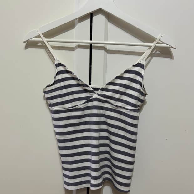 브랜디멜빌 스트라이프 나시 그레이