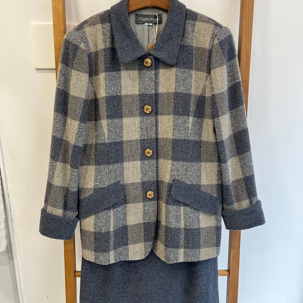 Chalet Blanc 울 블렌드 블록 체크 셋업 (자켓+스커트)