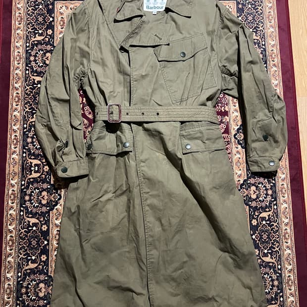 Barbour 바버 밀리터리 벨티드 필드 코트