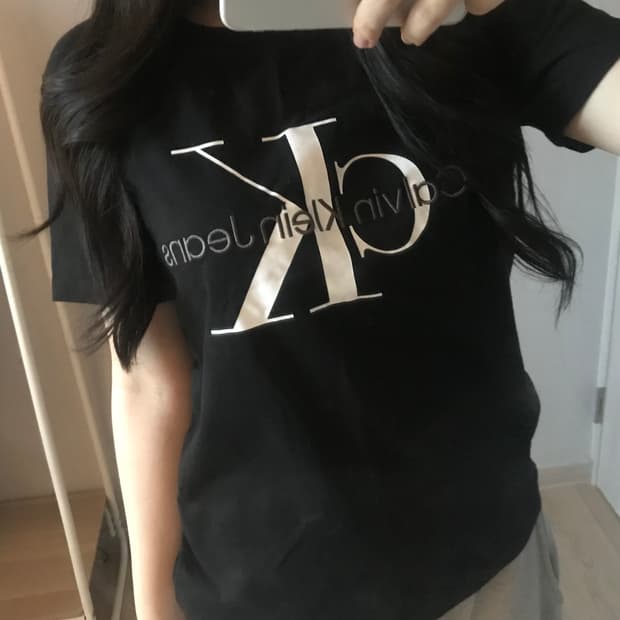 캘빈클라인 반팔