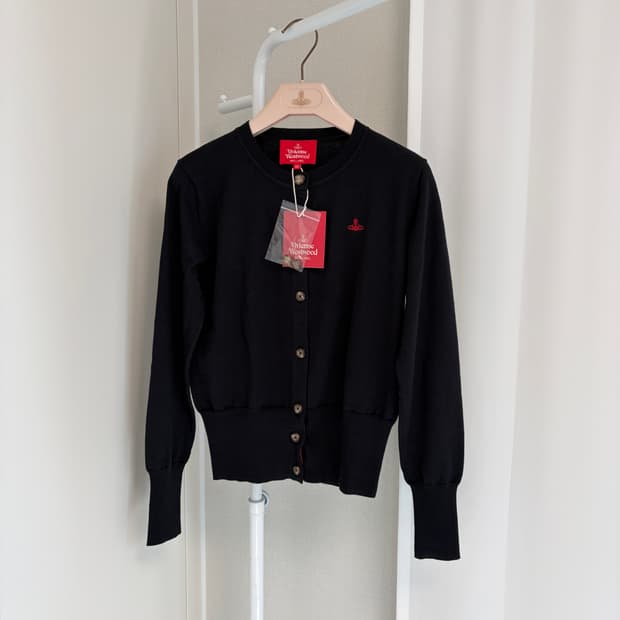 새상품 비비안웨스트우드 레드라벨 코튼 블랙 가디건