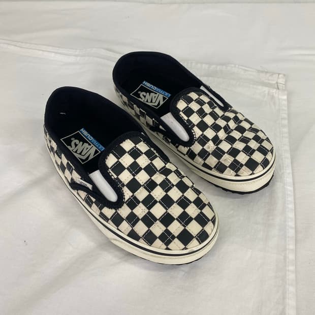 반스 체커보드 패딩 슬립온 230 <48>