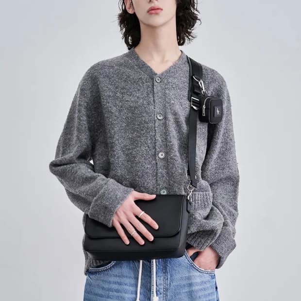 레더리 포쉐트 플랩 크로스백