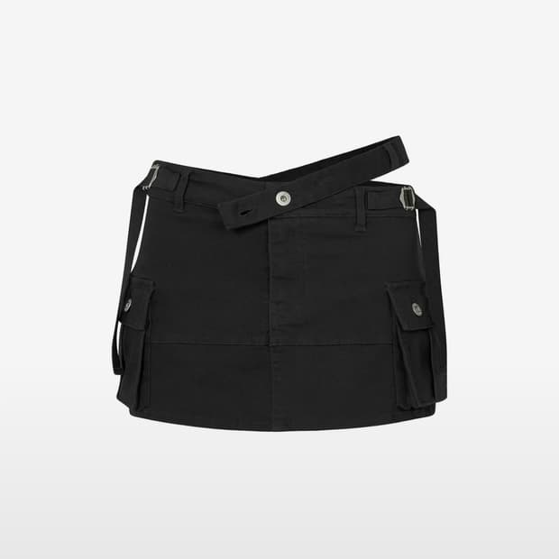 페인오어플레져 닉스 미니 스커트 블랙