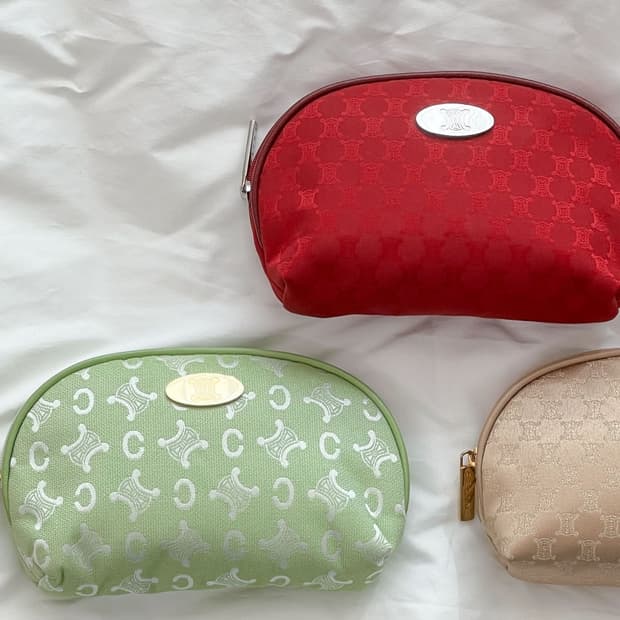 [새상품] celine / 셀린느 파우치 옐로우그린