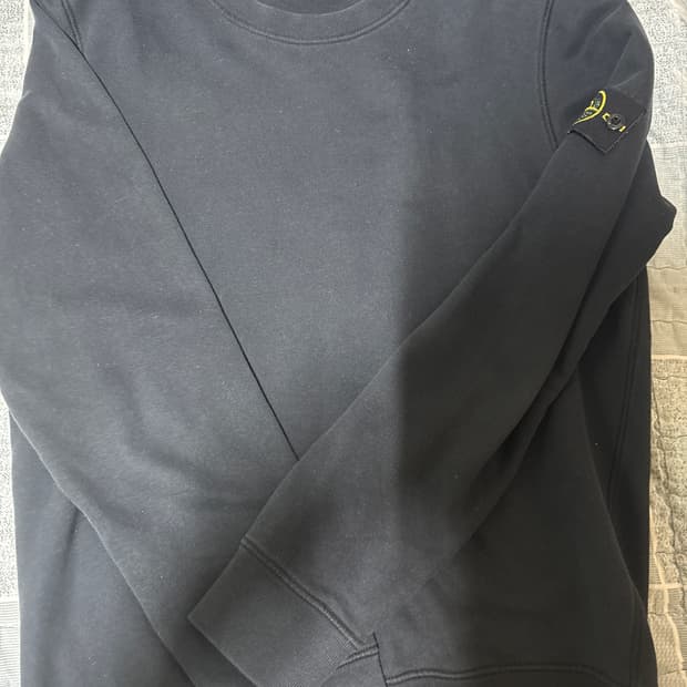 스톤아일랜드 맨투맨