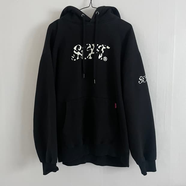 스컬프터 후드티