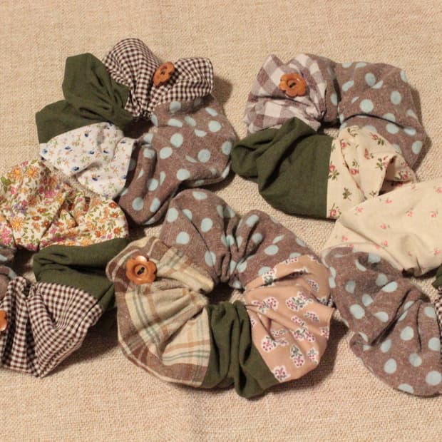 핸드메이드 패치워크 단추 스크런치