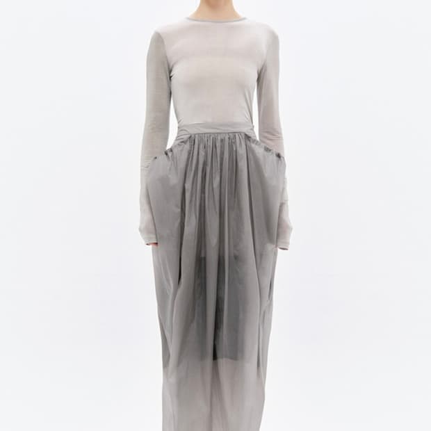 아모멘토 레이어드 셔링 스커트