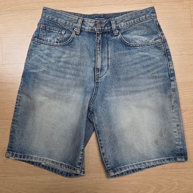 해칭룸 바지 Denim Shorts Faded Blue (3)