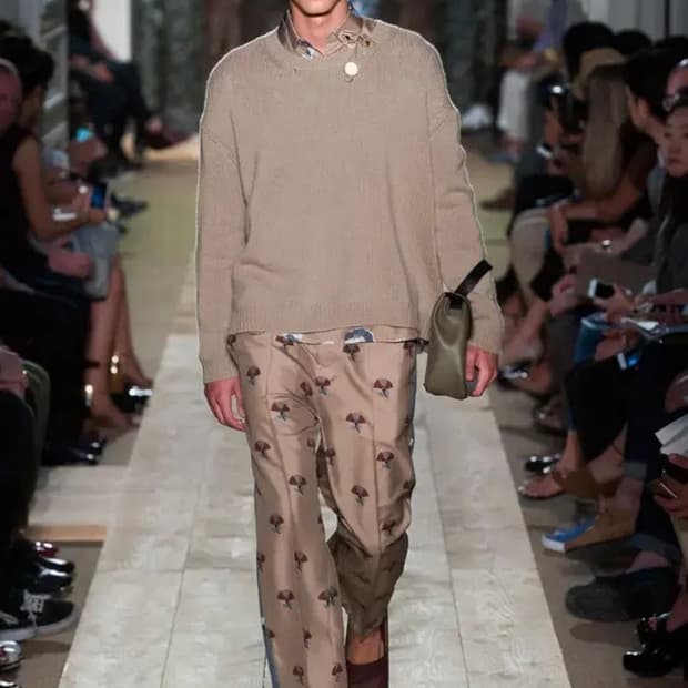 발렌티노 런웨이 캐시미어 니트