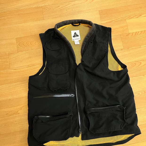 팔라스 x 아디다스 테크 베스트