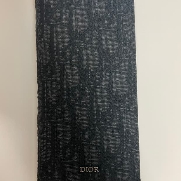 디올 오블리크 장지갑