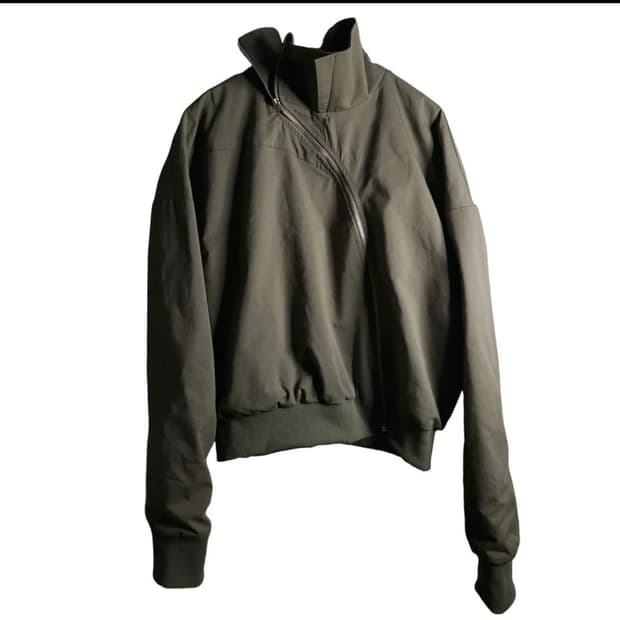 (구매) 퍼스널 오브젝트 립타이드 슬라이드 자켓 1사이즈 구합니다.