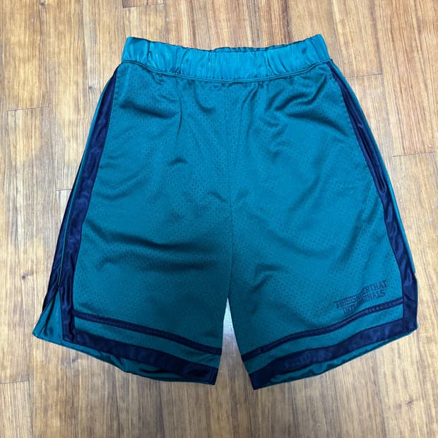 디스이즈네버댓 Mesh Basketball Short 반바지 M