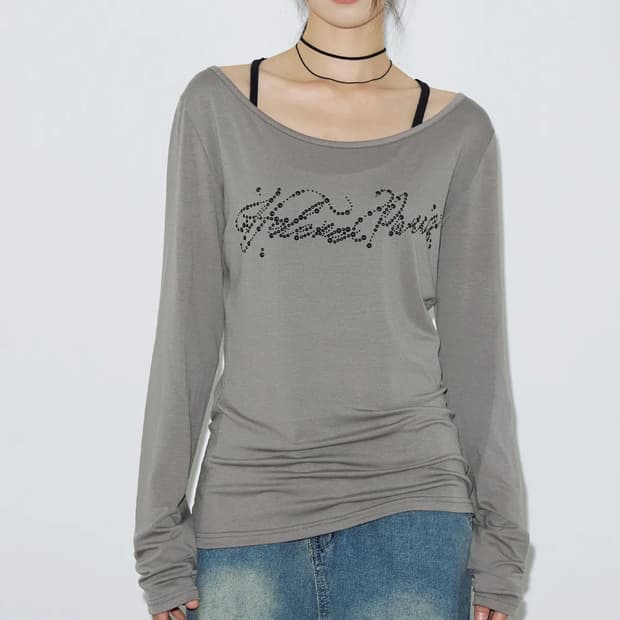 새상품 헬레네파리스 웨이브 로고 롱 슬리브 모카 베이지