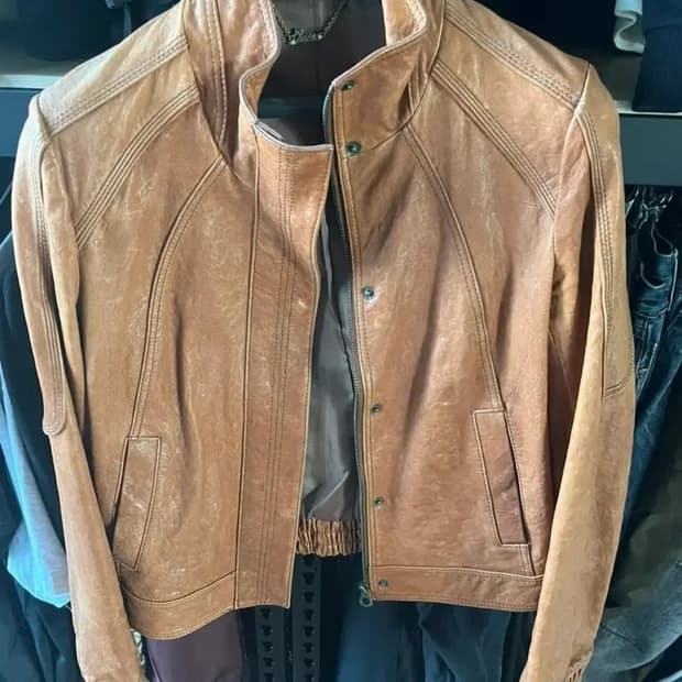 게스 여자 가죽 자켓