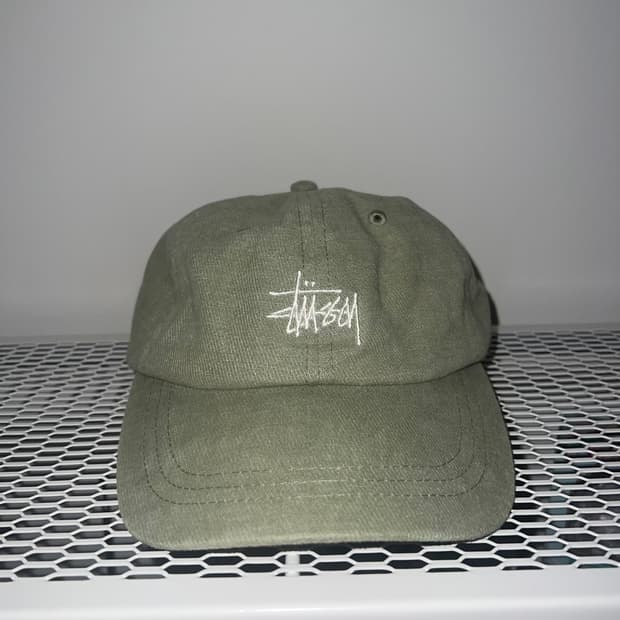 스투시 스탁 로우 프로 볼캡 라이트올리브