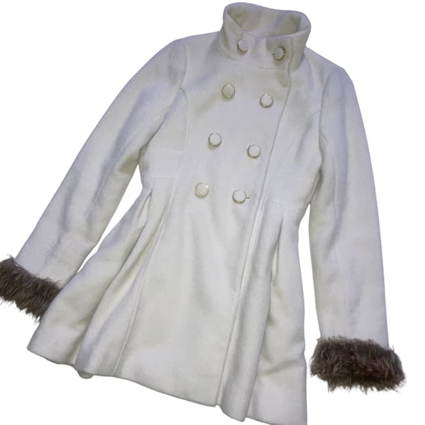 일브 히메라떼갸루 퍼 화이트 코트 달천 핀터깔