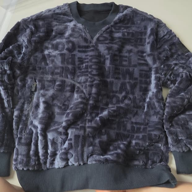 PASSARDI 퍼 맨투맨 티셔츠