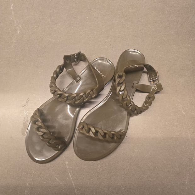 지방시 젤리슈즈 38   에토프