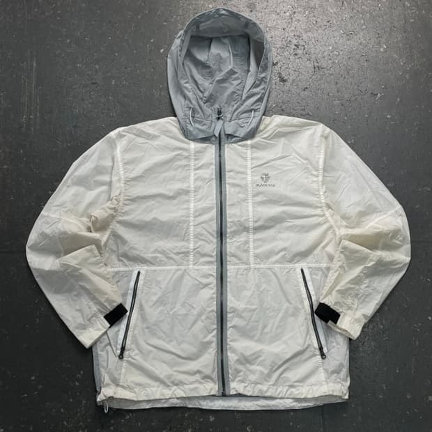 100 블랙야크 경량 바람막이