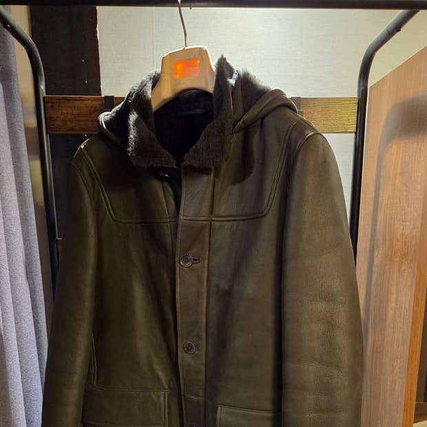 로로피아나 시어링코트