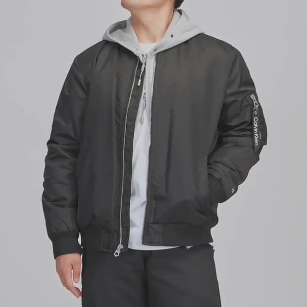 [새상품]캘빈클라인 블랙 봄버 자켓 M