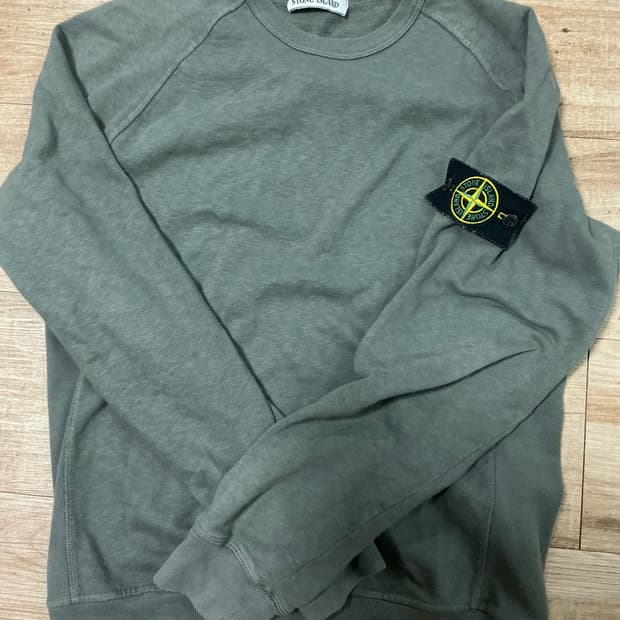 (s)스톤아일랜드 차콜 맨투맨 