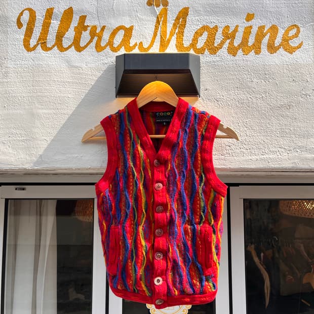 쿠기 오스트레일리아 멀티 컬러 니트 베스트