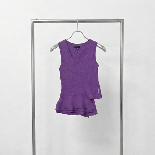 [DKNY Jeans] Violet Sleeveless Knit Vest