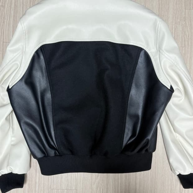 엘무드 서킷 레이서 자켓 블랙 44사이즈