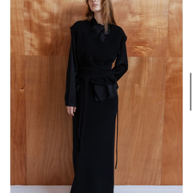 캐리에르 니트 스커트