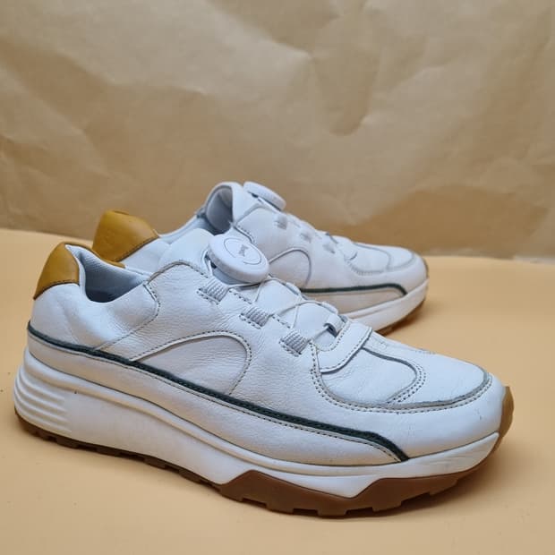 캠퍼 이글 보아스파이크리스 골프화36 230