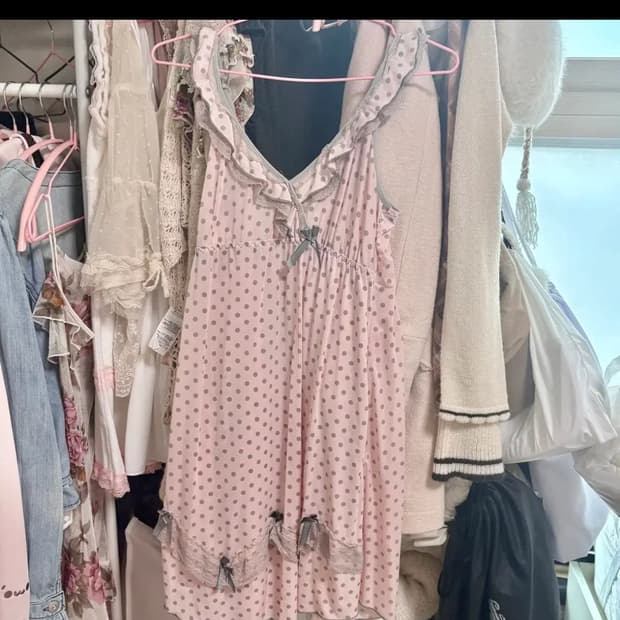 히메갸루 회핑 도트 프릴 룸웨어 원피스 슬립