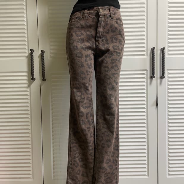 오픈와이와이 레오파드 스트레이트 팬츠 size 2