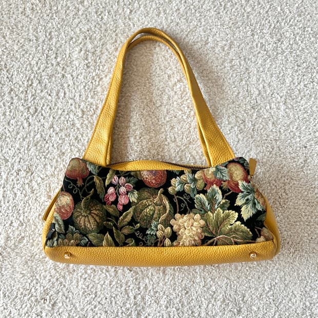 Think Bee! 자수 숄더백