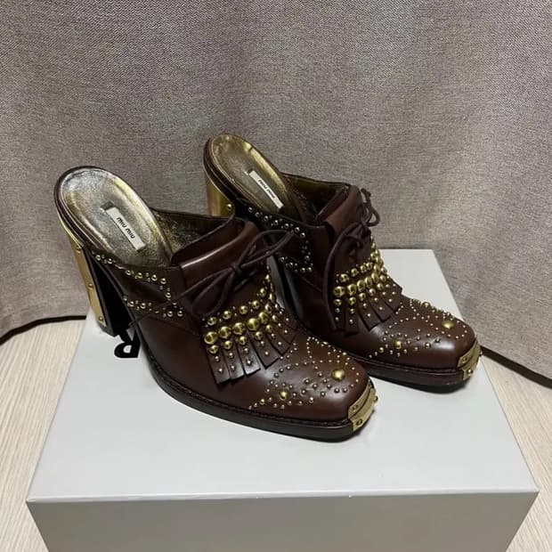 미우미우 힐 뮬 miu miu heel mules