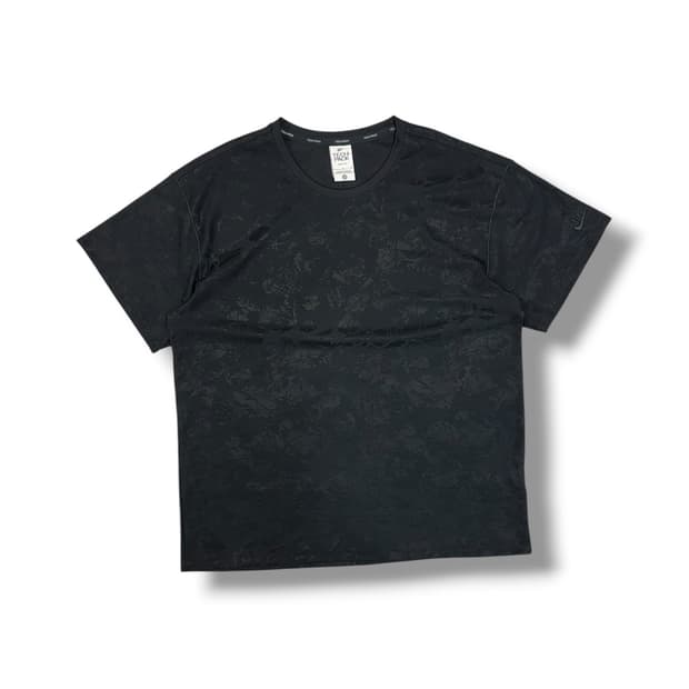 나이키 드라이핏 테크팩 플로럴 티셔츠 (L) 