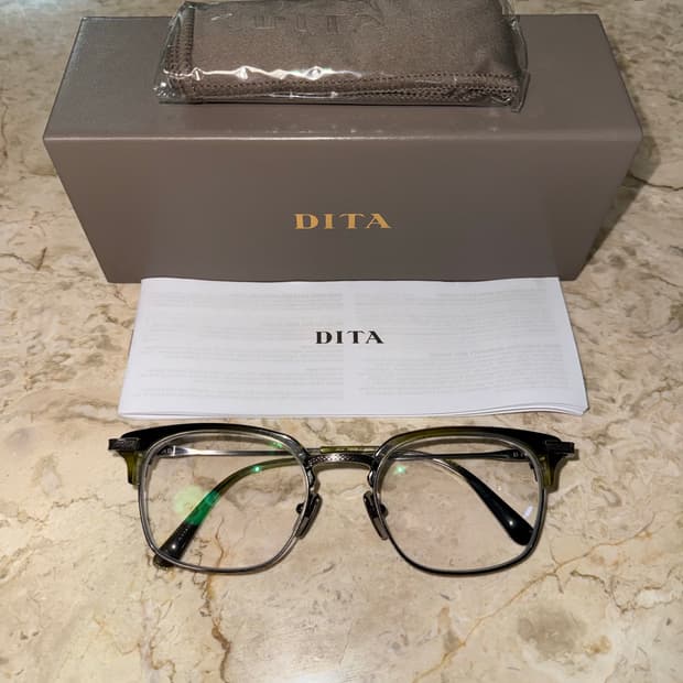 디타 노마드 DRX-2080 그린