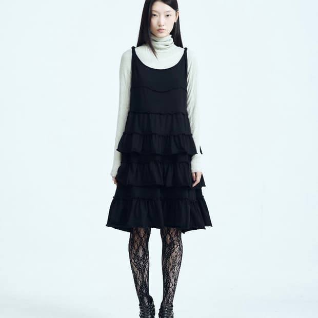 콜로신스 님프 레이어드 드레스 블랙
